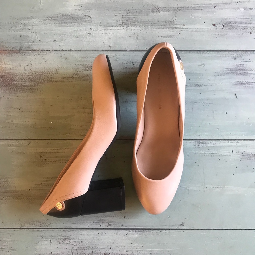 Nude rounded toe heels